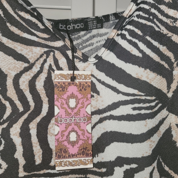 Boohoo Midi Dress - Picture 2 of 2